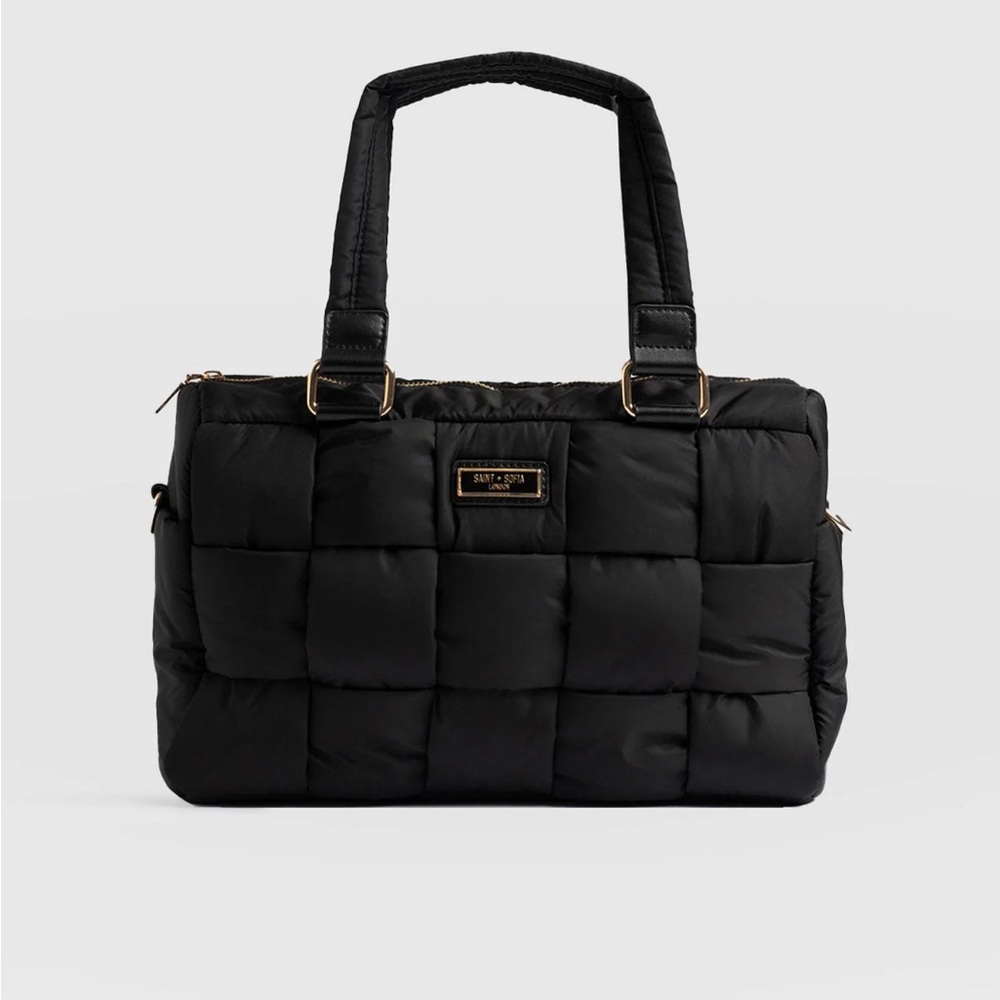 🌟 Saint + Sofia Black Quilted Crossbody Bag🌟